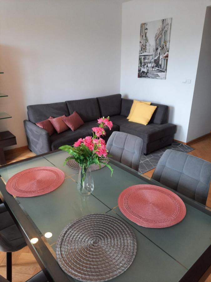Ferienwohnung Sloneczny Apartament Bluszczanska Warschau Exterior foto