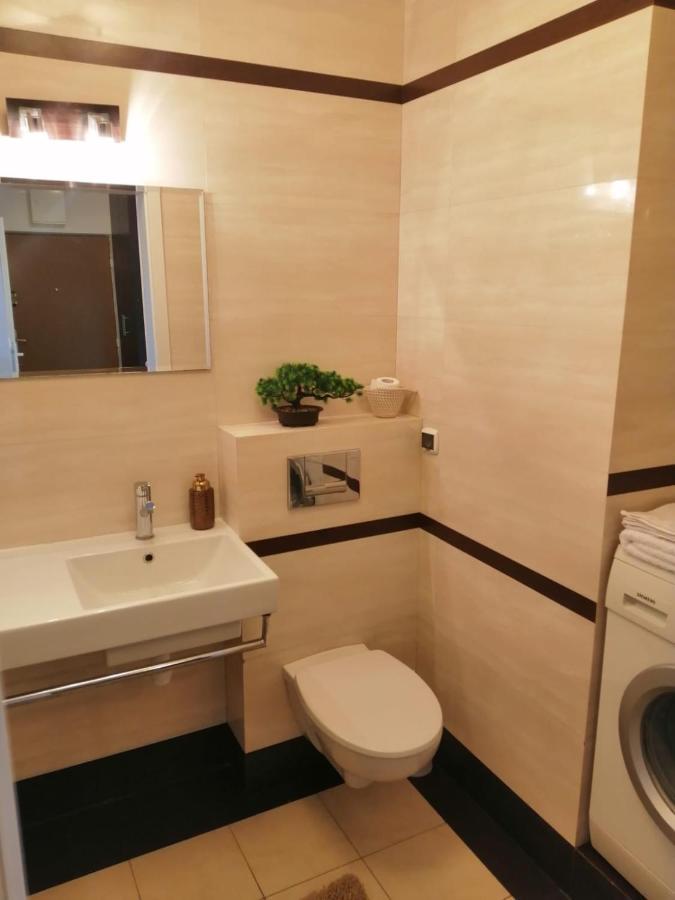 Ferienwohnung Sloneczny Apartament Bluszczanska Warschau Exterior foto