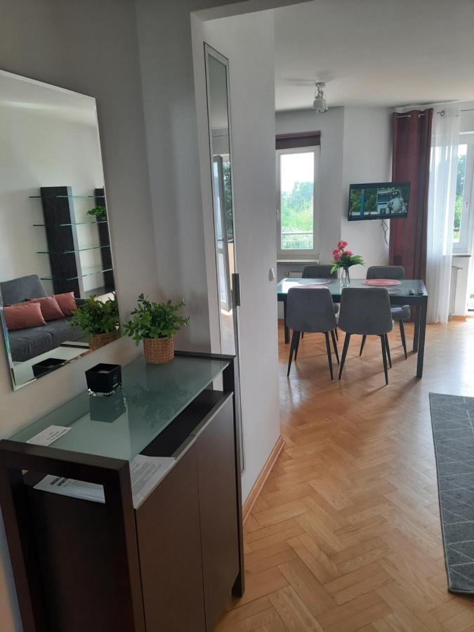 Ferienwohnung Sloneczny Apartament Bluszczanska Warschau Exterior foto