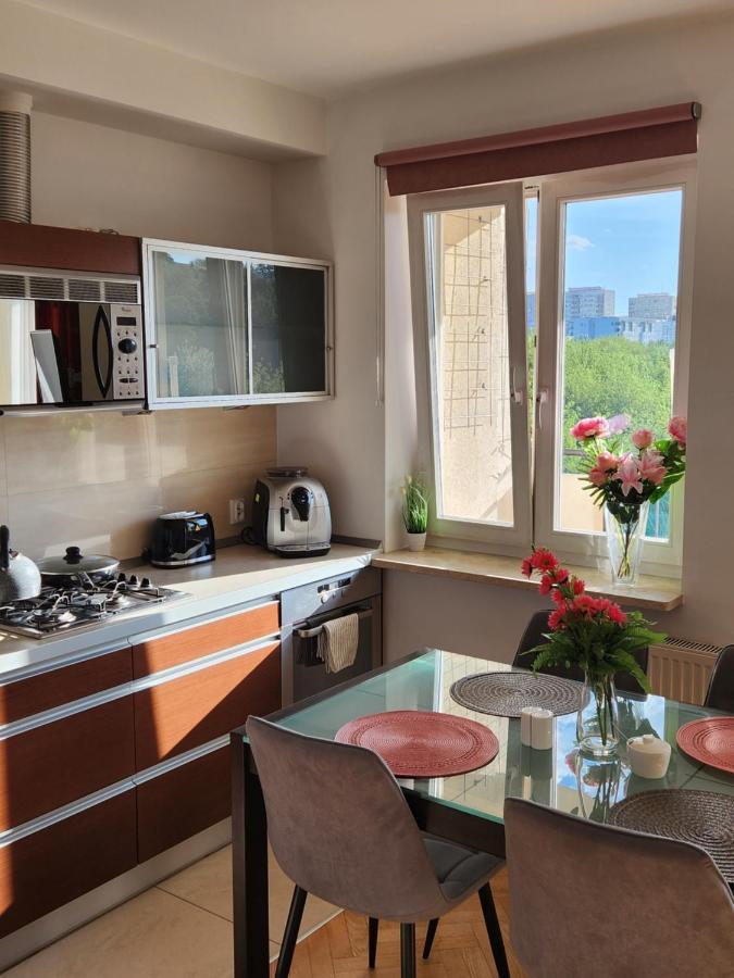 Ferienwohnung Sloneczny Apartament Bluszczanska Warschau Exterior foto