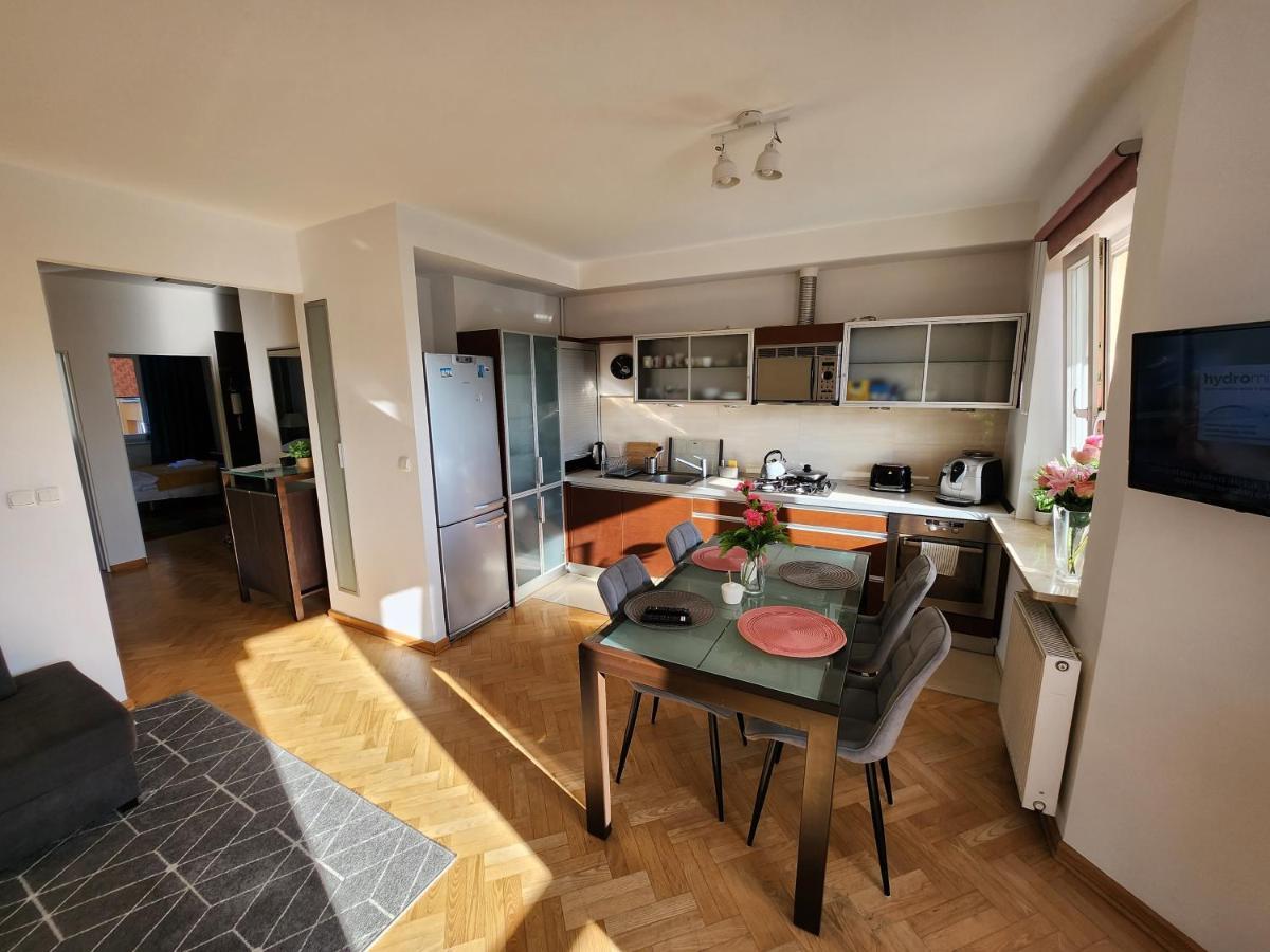 Ferienwohnung Sloneczny Apartament Bluszczanska Warschau Exterior foto